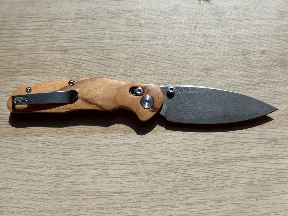 Kizer Cutlery Vanguard Phoca CD Clutch Lock Folding Knife