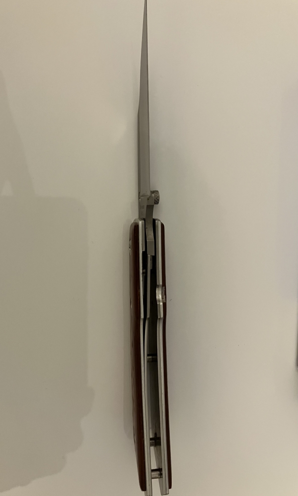 Unused discontinued Beretta Trident folding knife with African Padauk wood onlay handles - JKTRID63