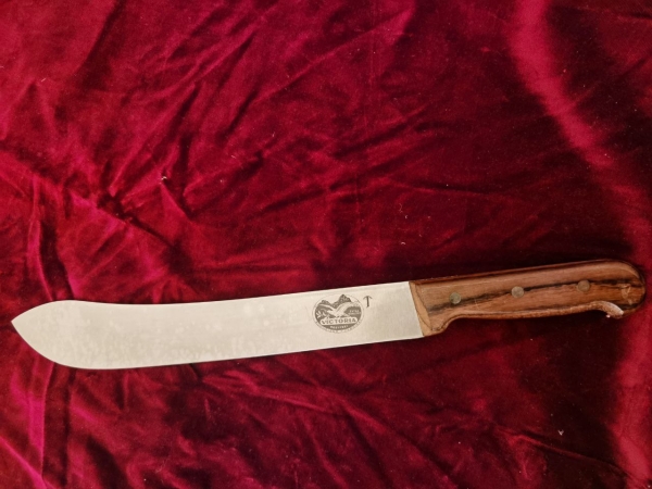  Brandnew and rare, Victorinox Professional Butcher- and benchknife Nº 101, wood handle, 30cm