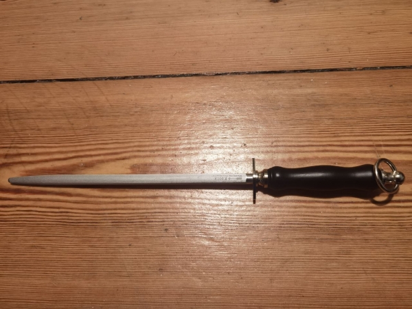 Brandnew, Vintage F. Dick Sharpening Steel/honing rod, Made in Germany, w. SAPPHIRE TRAIN, 