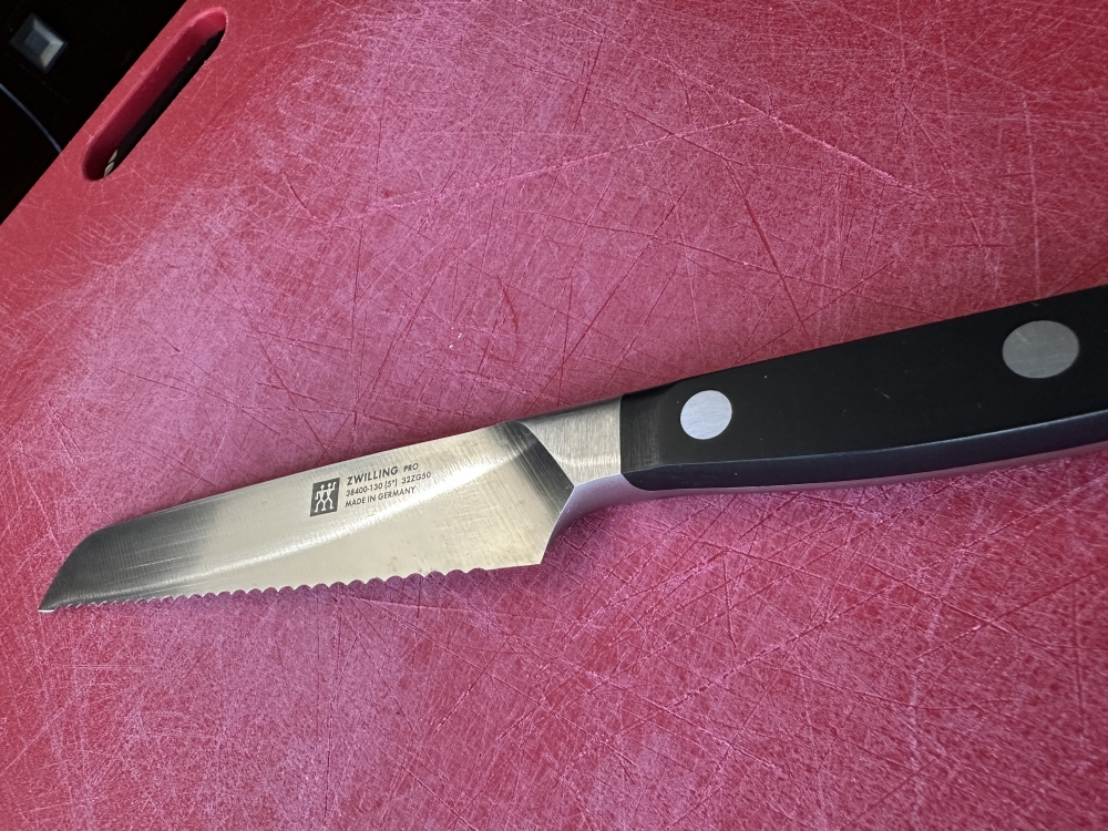 ZWILLING PRO 5-inch Utility Knife, Serrated Edge