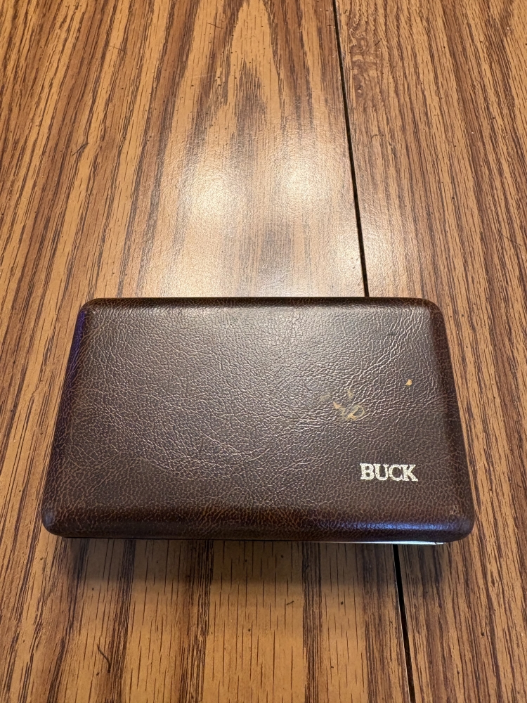 Buck Mustang 701, limited production Aurum Etch Series with original box and COA. Serial #0768