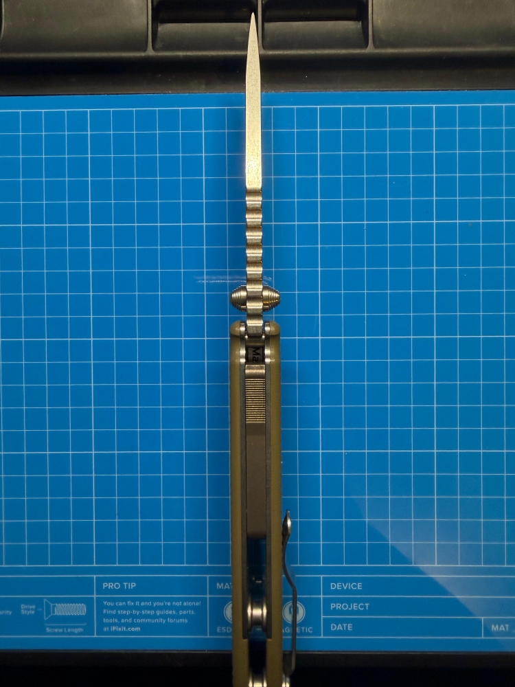 Demko AD20 clip point MagnaCut G10 OD green