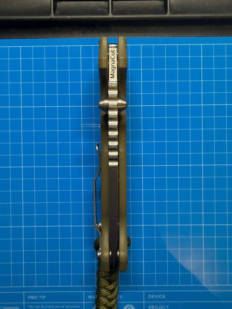 Demko AD20 clip point MagnaCut G10 OD green