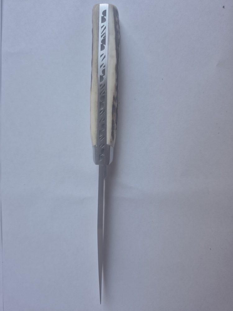 L'Alpin French Folding Knife – Deer Antler Handle – X35Cr16N Steel – Boxed