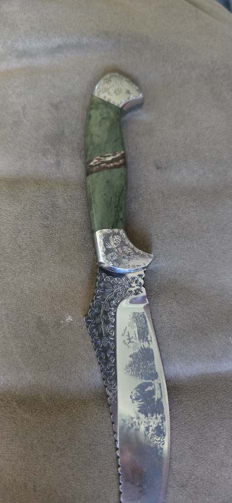 Jay fisher  custom knive 