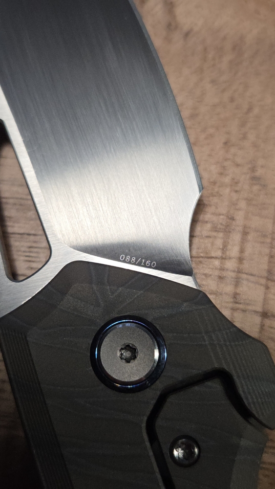 WE Knife Nefaris - Limited edition