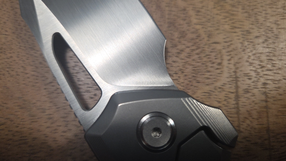 WE Knife Nefaris - Limited edition