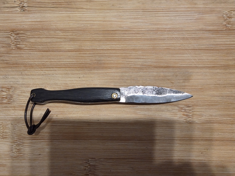 Le Morta - Atelier JHP - Handcrafted French Knife - Fossilized Oak Handle