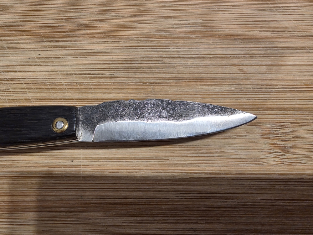 Le Morta - Atelier JHP - Handcrafted French Knife - Fossilized Oak Handle