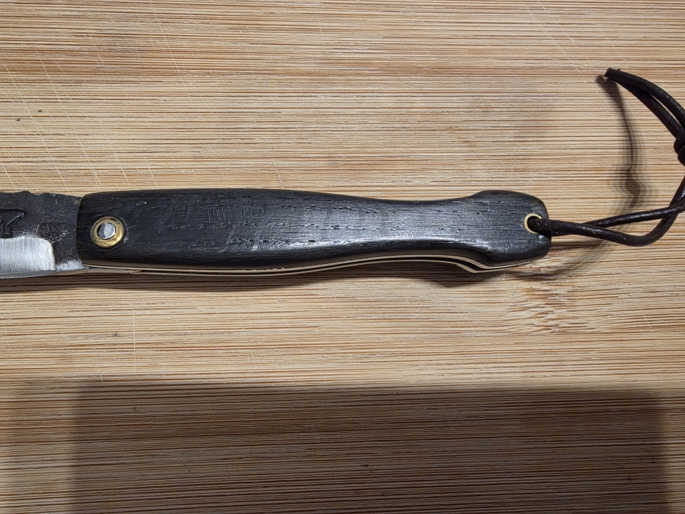 Le Morta - Atelier JHP - Handcrafted French Knife - Fossilized Oak Handle