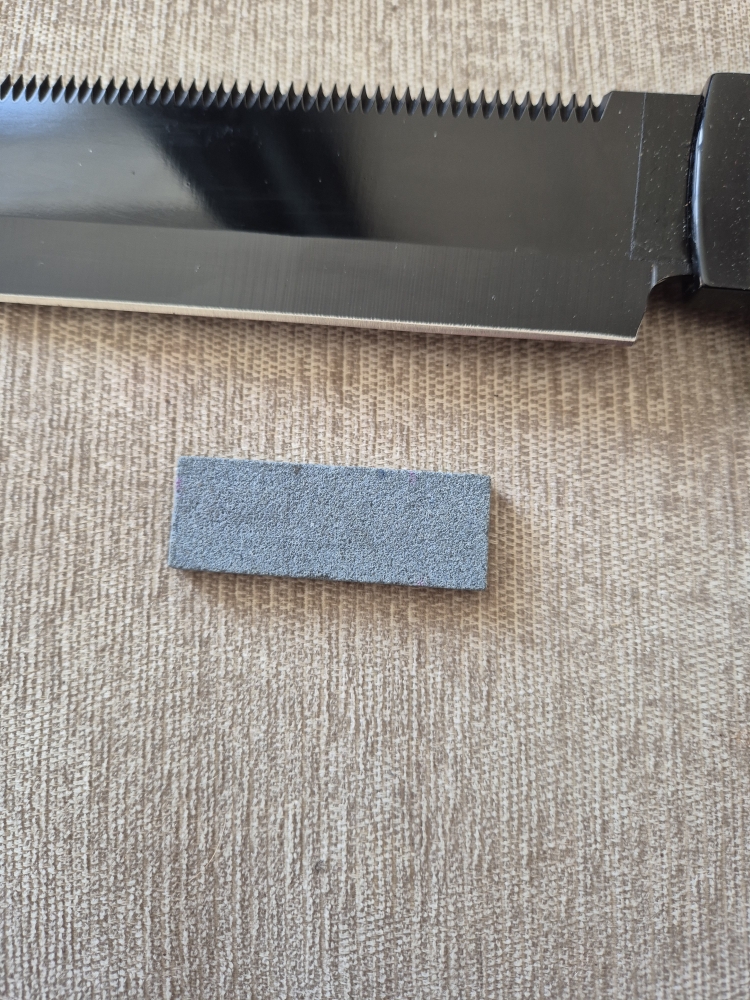 Survival knife with Survival kit and compass 