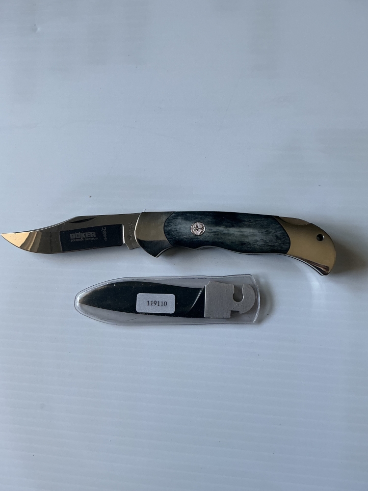 Boker Optima Pocket Knife w/exchangeable blades, an attached Bowie Blade w/ Giraffe Bone Scales stained Gray… Plus a Ceramic (exchangeable blade)