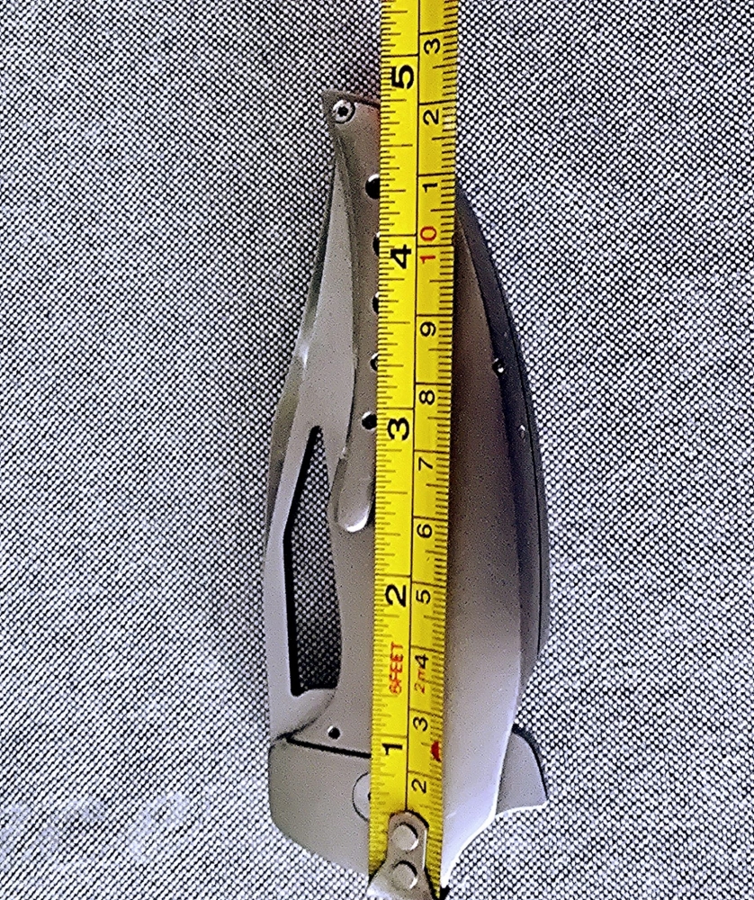 TASHI BHARUCHA custom made flipper knife