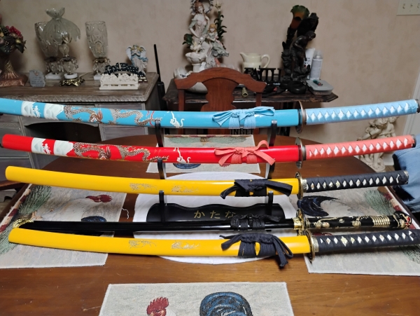 5 Frost Cutlery bought samurai swords 