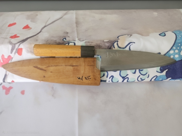 Japanese Santoku Masamoto Sohonten Knife 185 mm