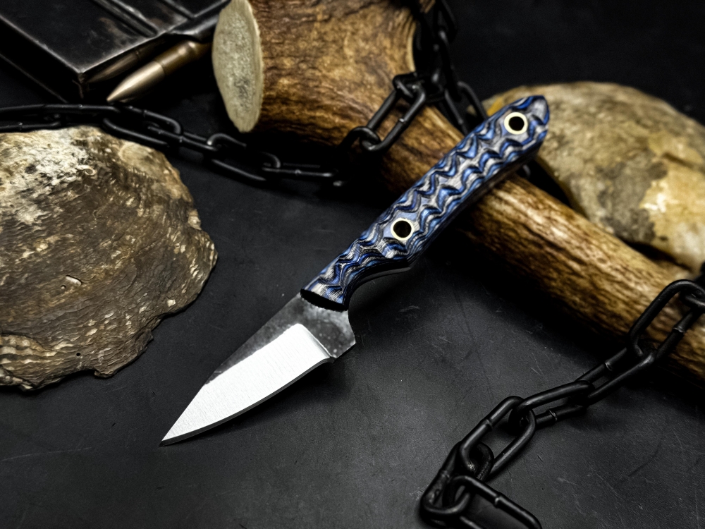 Premium Fixed-Blade Knife with Leather Sheath