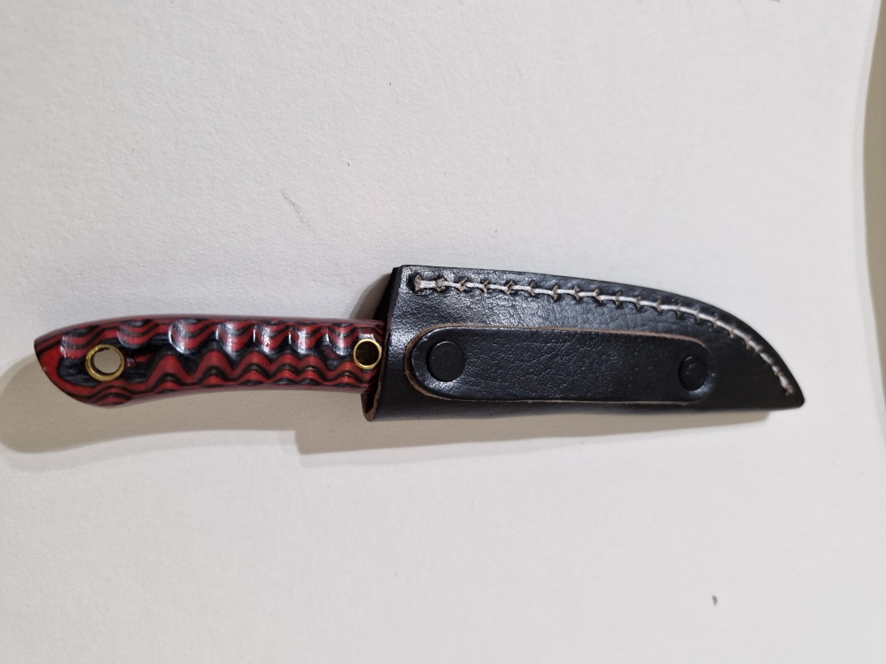 Premium Fixed-Blade Knife with Leather Sheath
