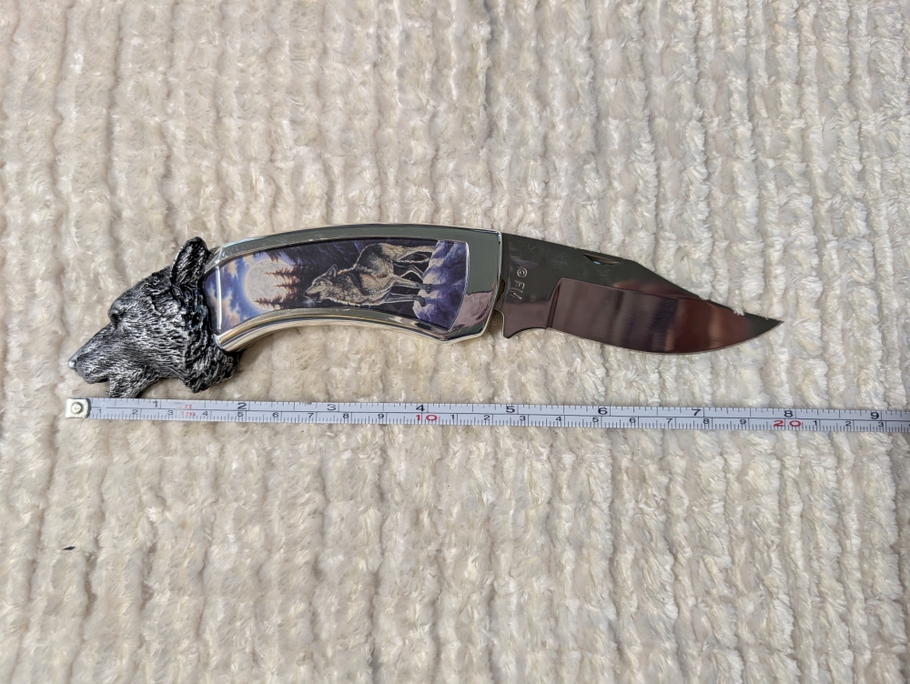 Franklin Mint Howling Timber Wolf Folding Knife 