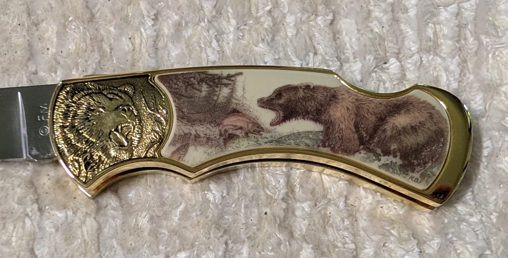 Franklin Mint Grizzly Bear Folding Knife 