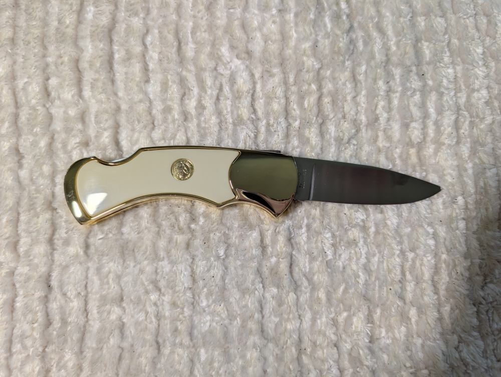 Franklin Mint Grizzly Bear Folding Knife 