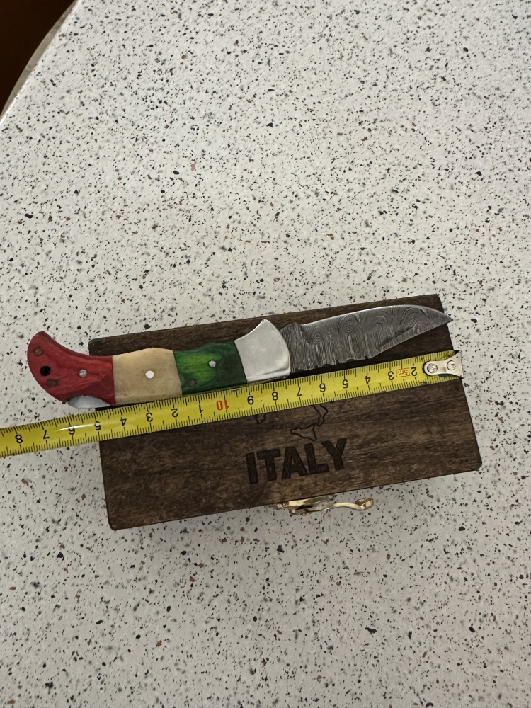Coltello da Tasca in Acciaio Damasco Fatto a Mano - Manico Tracolore (Italia)
