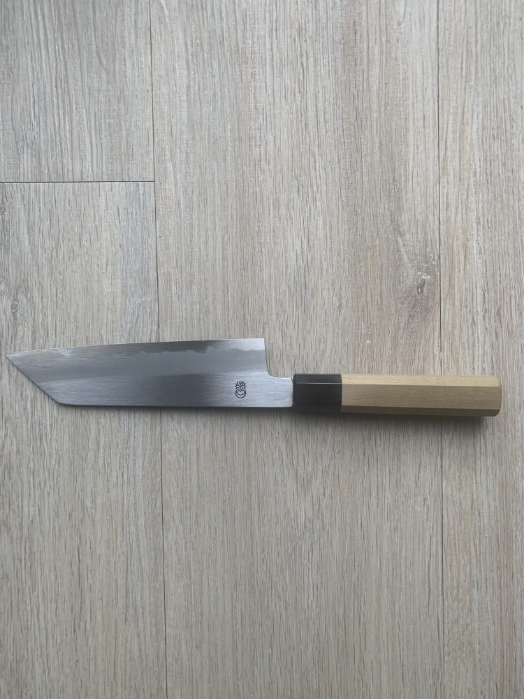 Kikuzuki Kasumi Kiritsuke Santoku Shirogami #2 180mm