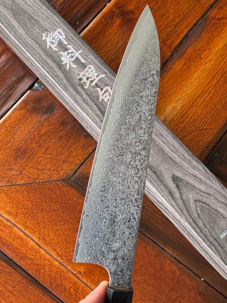 HATSUKOKORO - Yauji Yoshihiro GYUTO 210 / GINSAN DAMASCUS TSUCHIME 