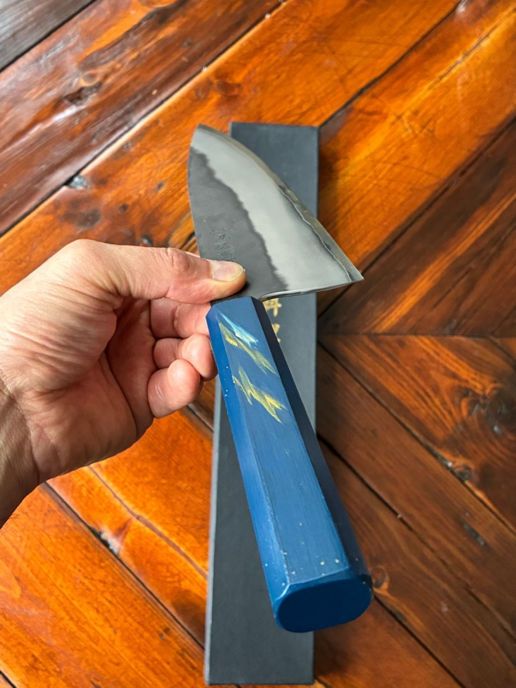 YOSHIDA HAMONO - HAP40 GYUTO 240 // HAND PAINTED HANDLE