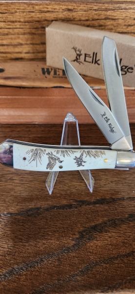 Elk Ridge  Duck engraved white bone trapper