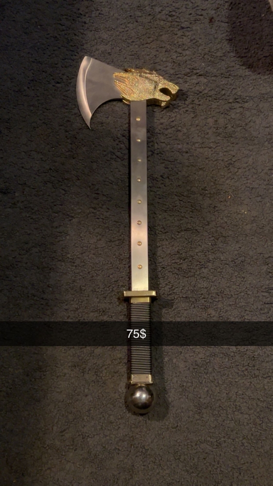 Multiple knives for sale price on picture.