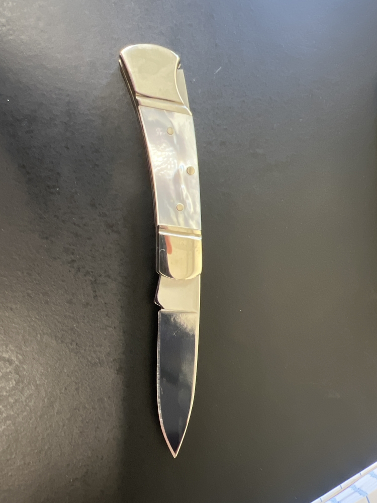 Case Mother of Pearl CA716 Lockback
