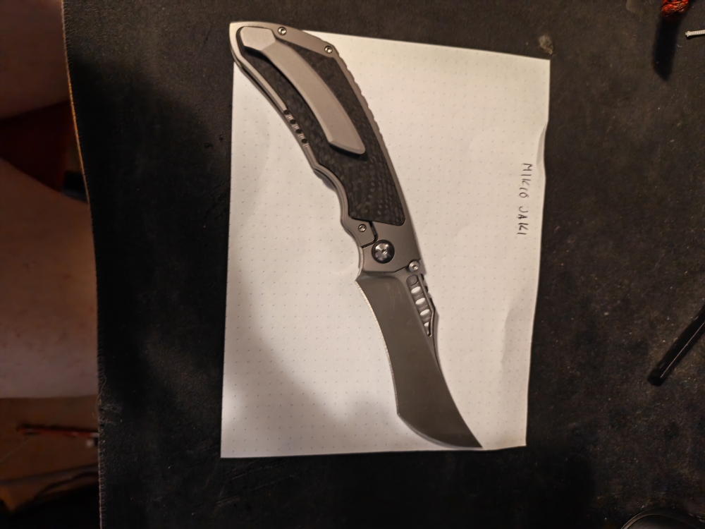 Kizer Huntsman S35VN