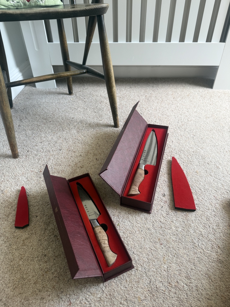 Damascus knives