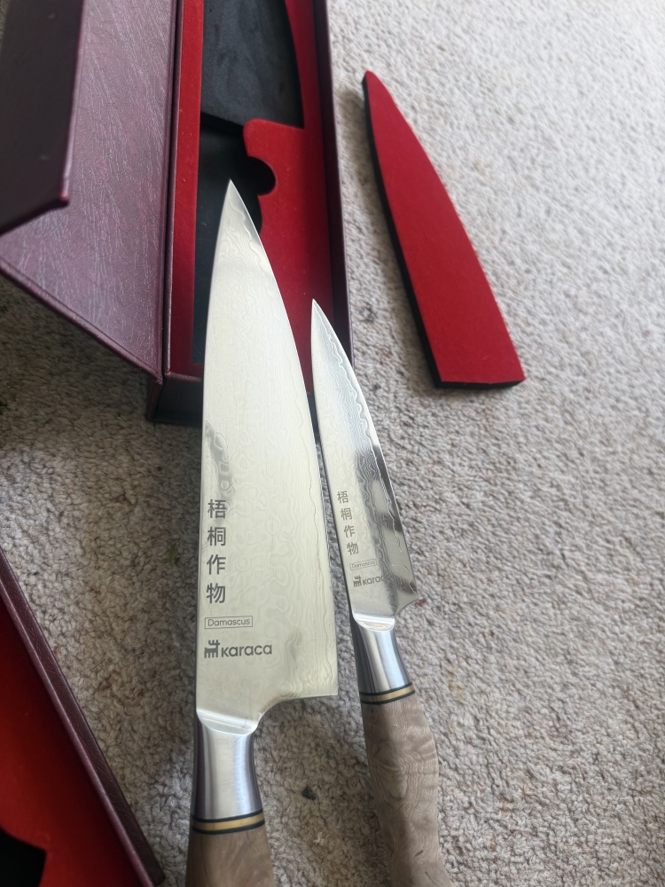 Damascus knives