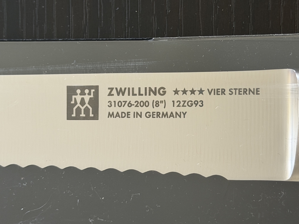 Zwilling Vier Sterne 8” Bread Knife – Made in Germany – NEW 100%