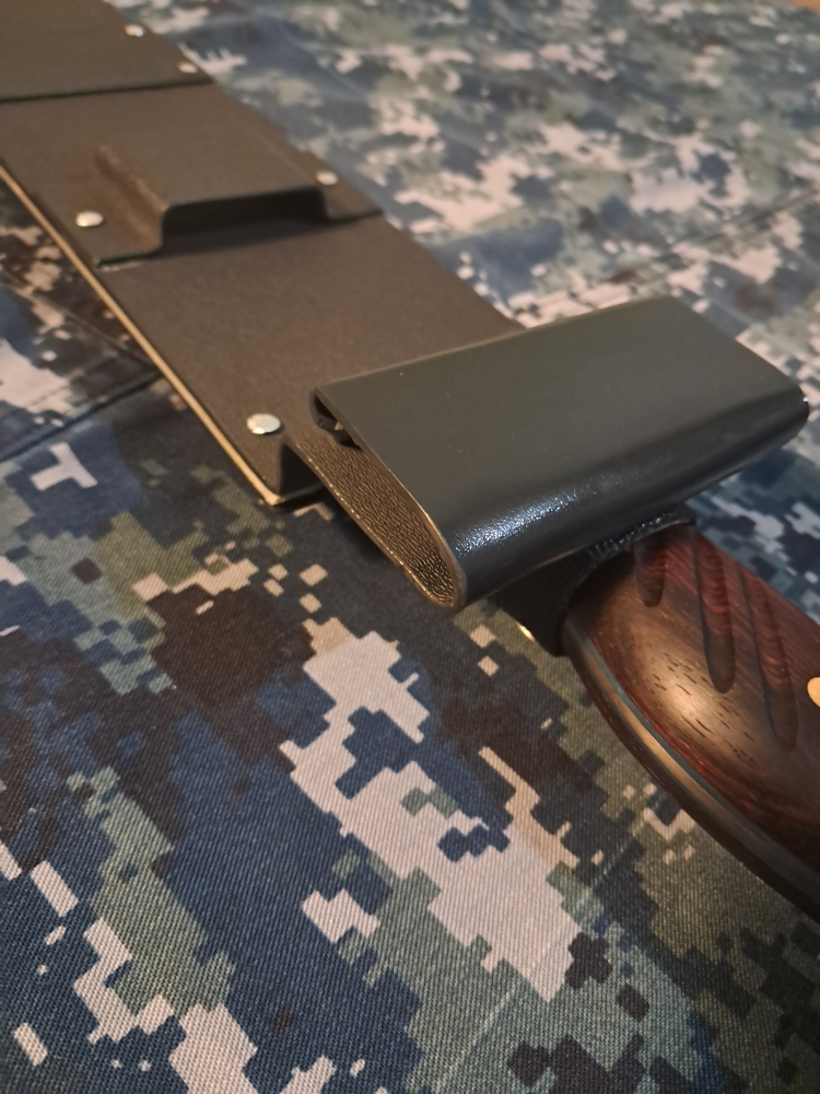 Custom large machete full saw back