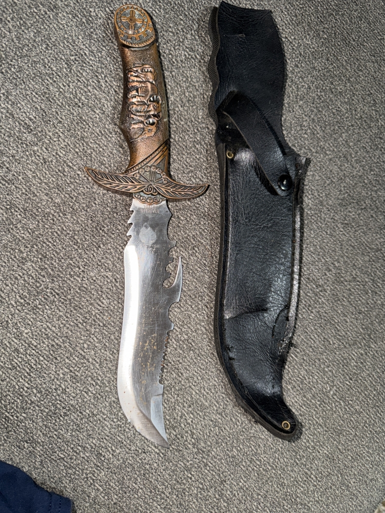 Defender Knife