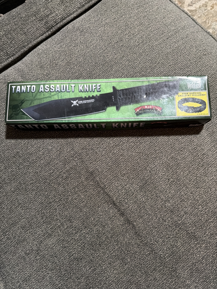 Tanto Assault Knife