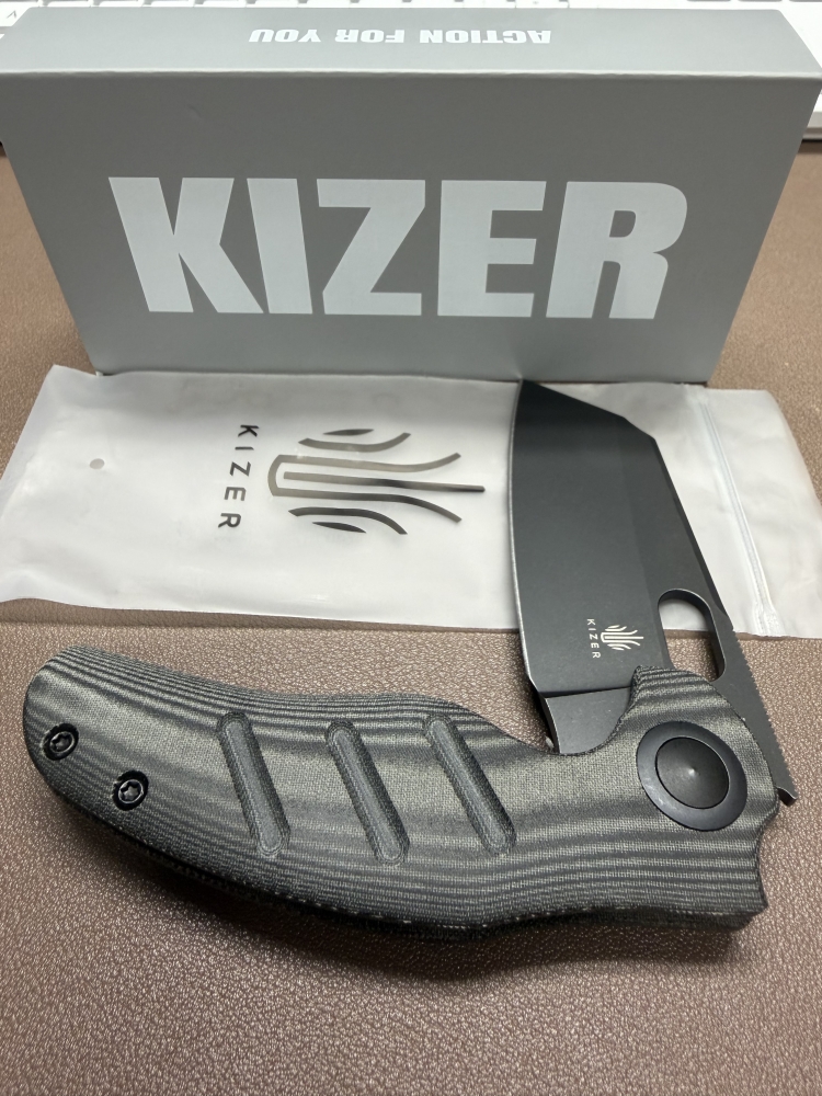 Kizer C01C Sheepdog Thumb Hole Knife Black Micarta-OPEN BOX