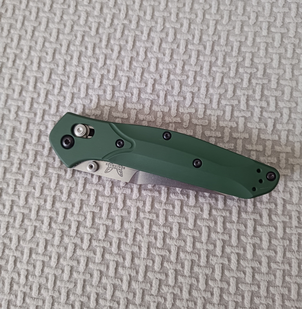 Benchmade 940 Osborne (BE940) | Green Aluminum | Reverse-tanto