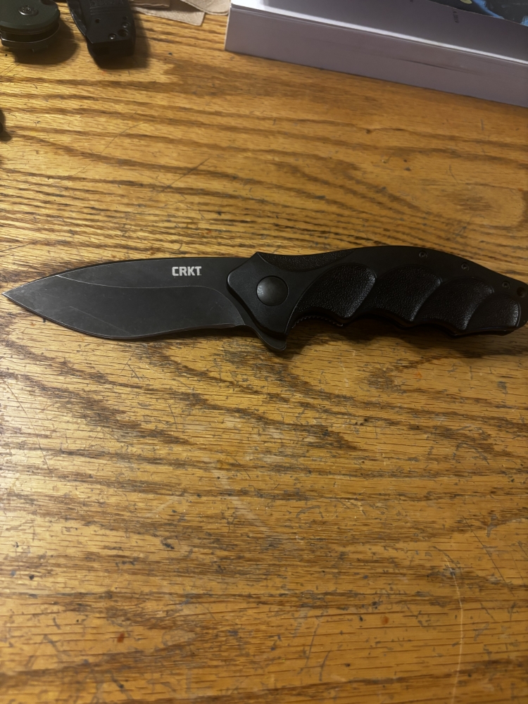 CRKT FOLDING KNIFE