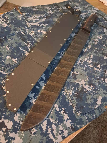 Custom large machete full saw back