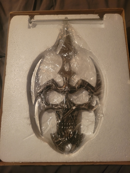 TRIBAL SKULL DAGGER.