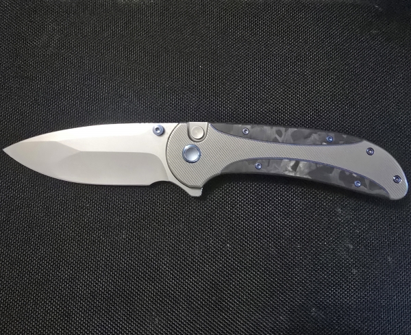 We knives Zizzit 
