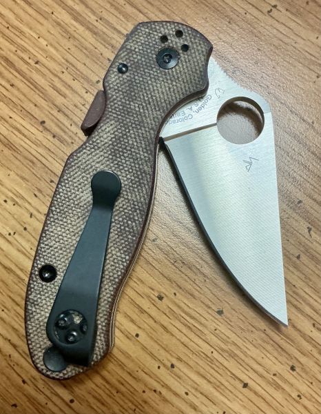 Spyderco Para 3 Brown Canvas Micarta with Cru-Wear Steel Blade