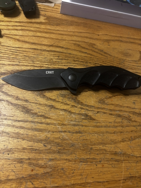 CRKT FOLDING KNIFE