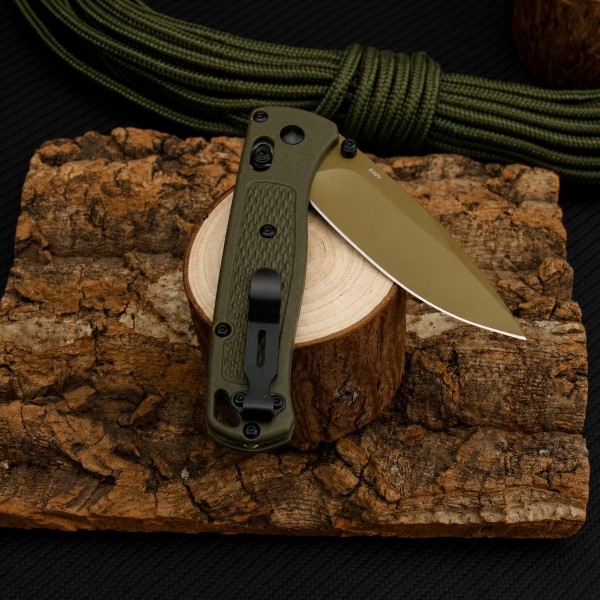 Benchmade Bugout 535FE-05 Dark Olive Grivory Drop Point