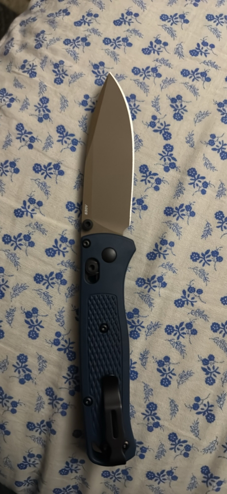 Benchmade bugout s30v