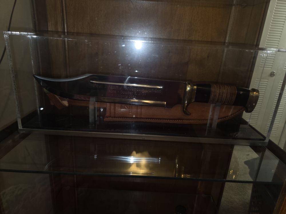 Crocodile Dundee knife at 18 inch engraved.